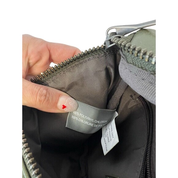 Matt And Nat Green Vie Vegan Fanny Pack Belt Bag Unisex EUC - Picture 11 of 16